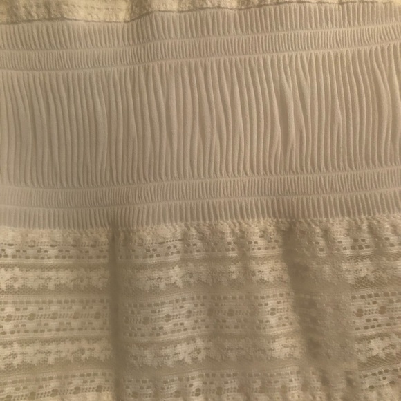 Velvet by graham & spencer blouse size medium cream/white colour. - Picture 2 of 6